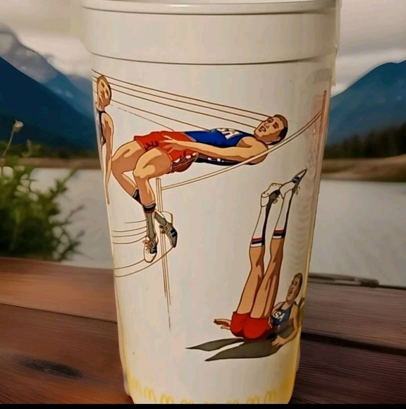 1988 McDonalds' US Olympic Team Cups: Track & Field, Women & Men Gynastics, VTG - Picture 4 of 9